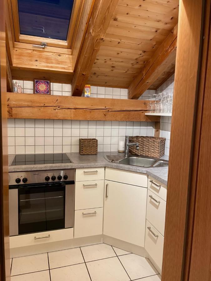 Apartment Dachgeschosswohnung Mit Traumhaftem Zugspitzblick Bei Garmisch